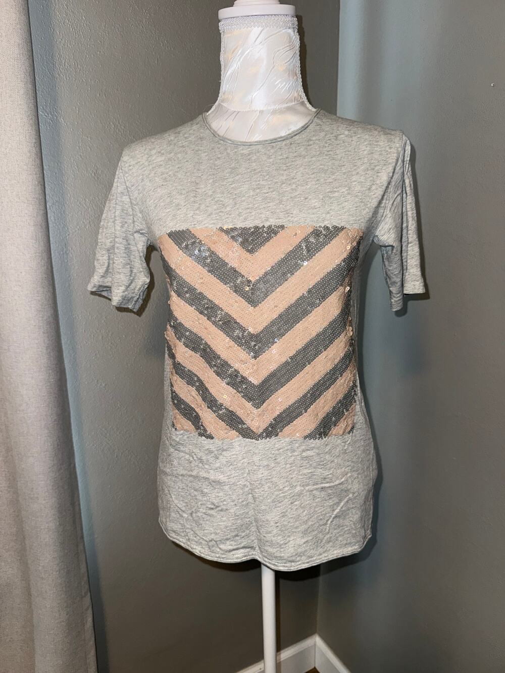 J Crew Gray Sequin Square Print Tee Shirt